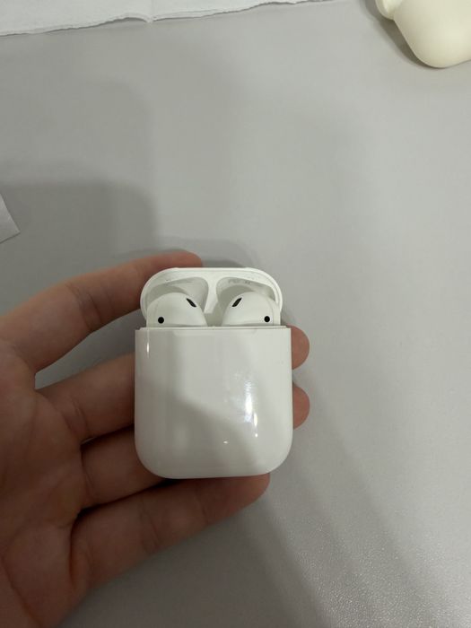 Apple Airpods 2 белый