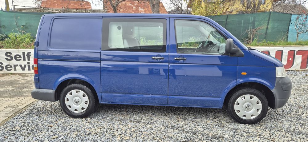 Transporter T5 2.5 6 locuri