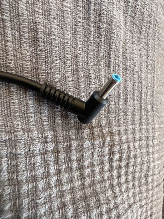 Incarcator laptop hp nou - 854054-002 19.5V 2.31A 45W