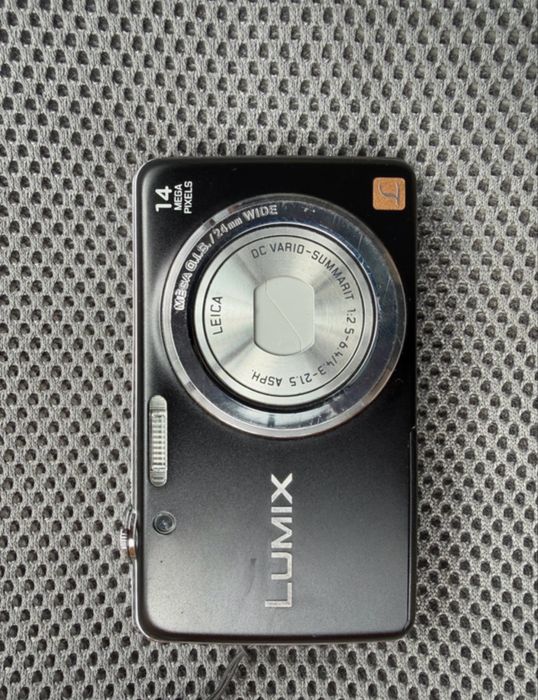 Aparat foto digital Panasonic LUMIX  DMC-FS40 14MP