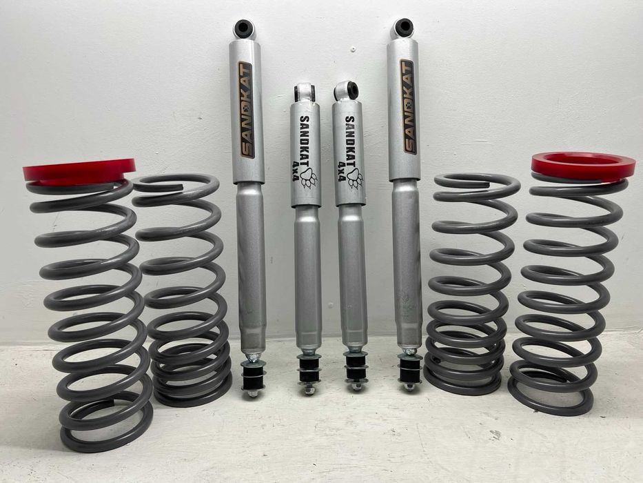 Комплект Пружинно Окачване SANDKAT4X4 +5см за Range Rover P-38