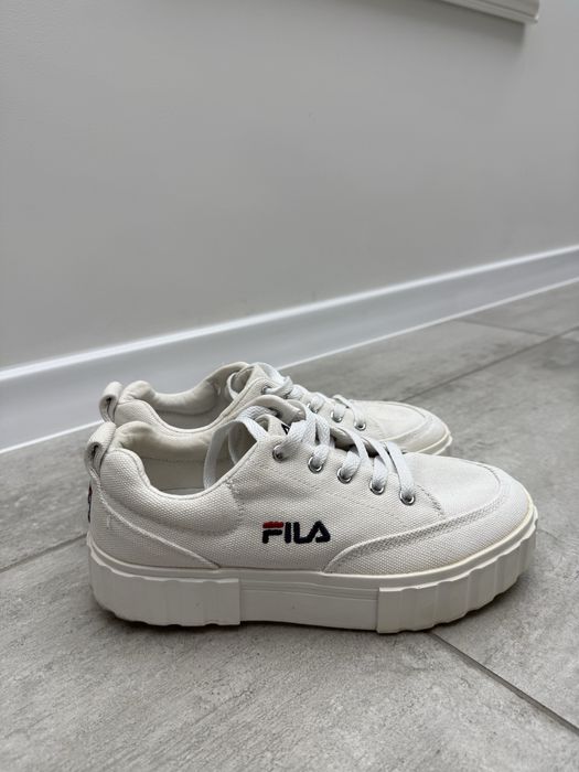 Дамски кецове FILA