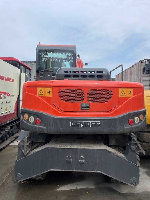 Экскватор  CENDES  модель HY90-9A