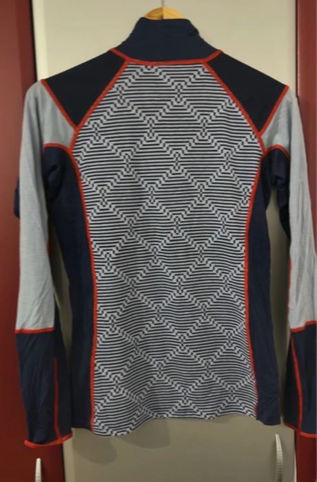 170 Bluza dama Kari Traa