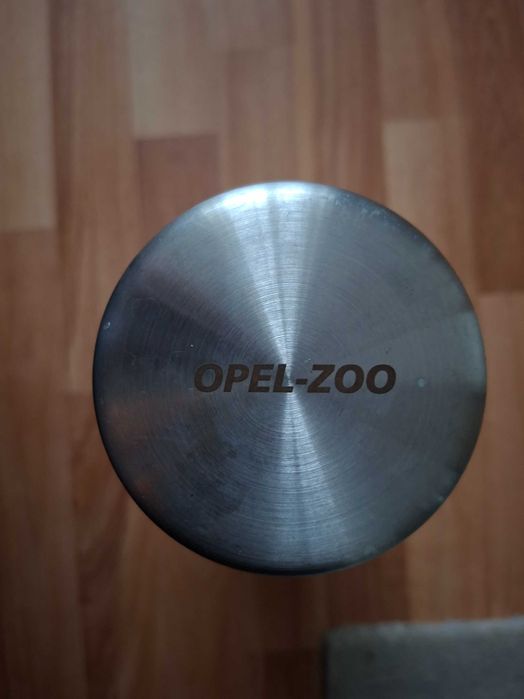 Termos gri foarte mare