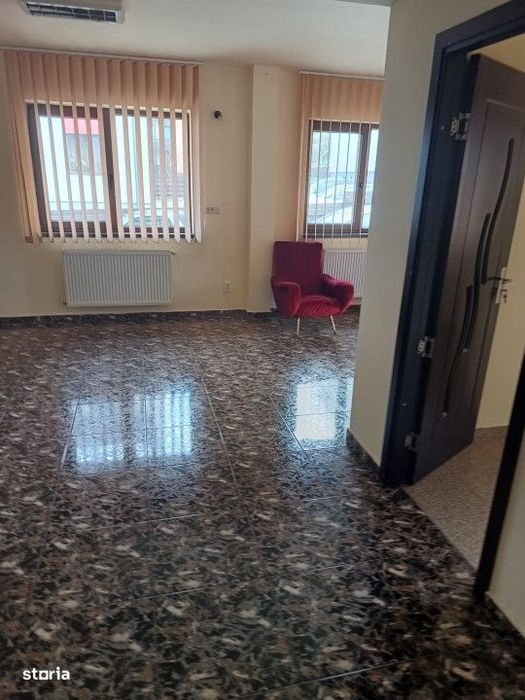 Apartament cu 2 camere si parcare in zona Parcului Poligon — fotografia 2
