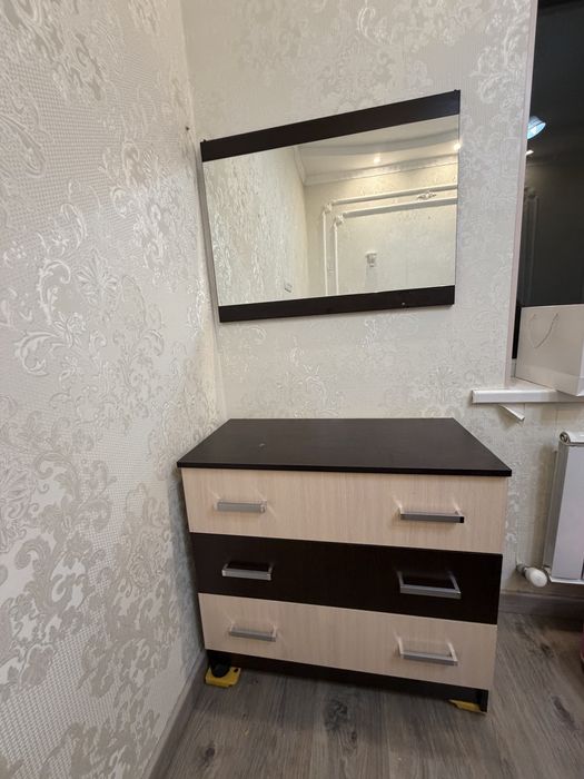 Продам спальний гарнитур