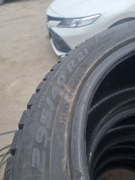 295 40 R21 комплект