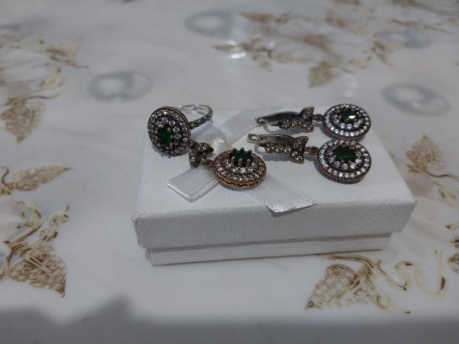 Продам набор из серебра