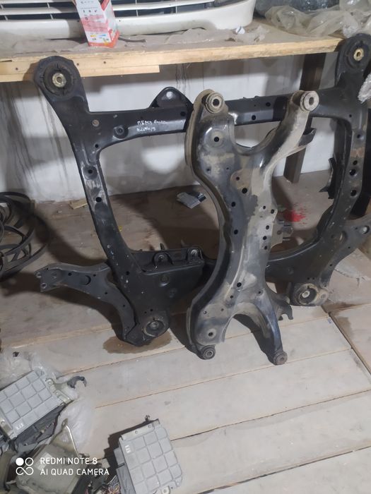 Задная Балка на Toyota Corolla