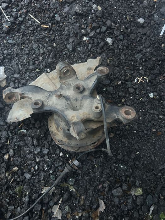 Продам цапфу от бмв е36