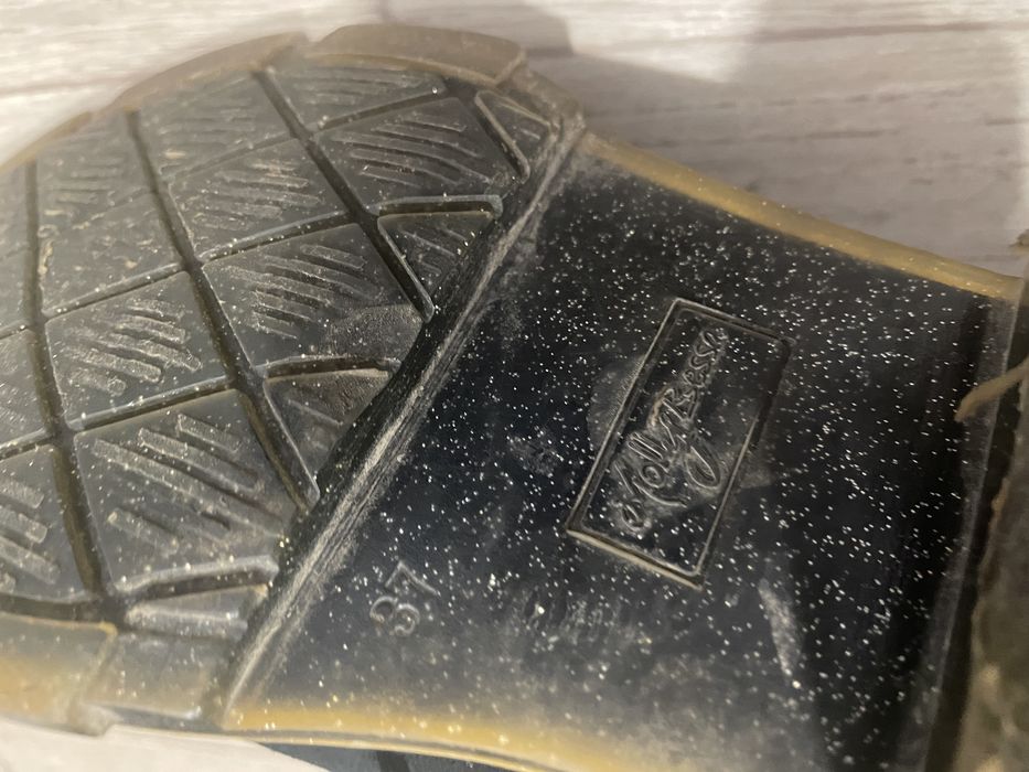 Ботинки размер 37