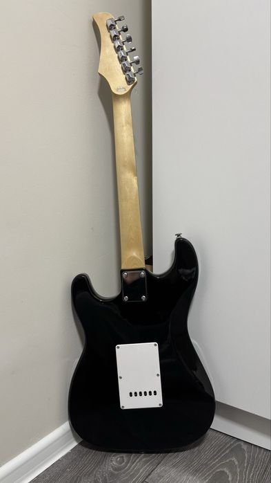 СРОЧНО электрогитара Terris