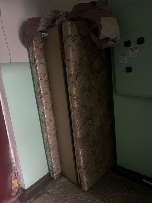 Диван / бесплатно