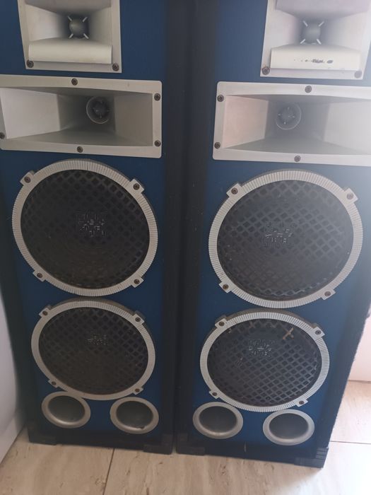 Boxe audio în stare bună