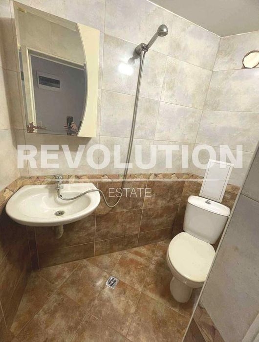 Дава се под наем Двустаен апартамент в Варна, Лятно кино Тракия - 42 кв.м за 300 € - Снимка #3