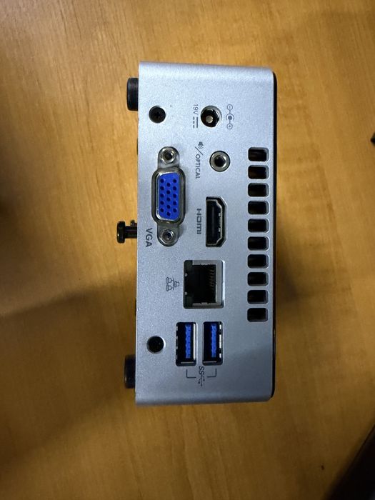 Mini PC Intel NUC5CPYH