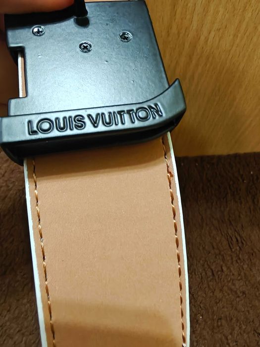 Curea Louis Vuitton Initiales Watercolor Monogram – 105 cm / 42 – Nouă