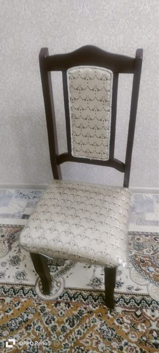 Стулья для гостиного стола