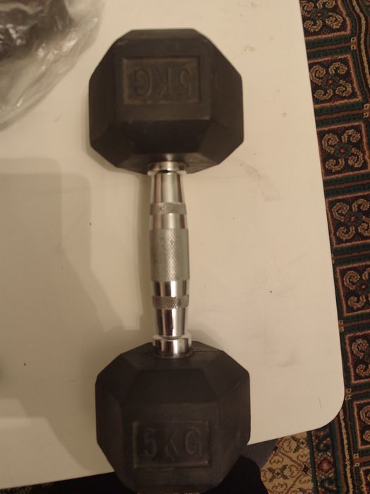 Гантель 5кг Дешёво продается