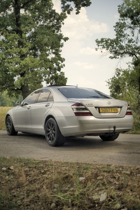 Bara spate gri Mercedes S W221 usa far stop portbagaj luneta scaun far