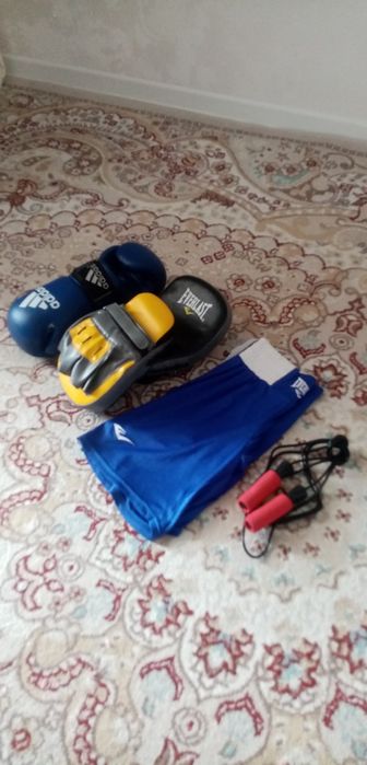 Актау  баксёрски   набор для  падростков