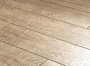 Ламинат,наливной пол