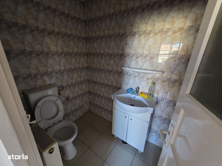 Casa de inchiriat | 130 mp | 2 parcari | Andrei Muresanu