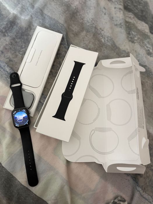 Apple Watch Seria 11 46mm