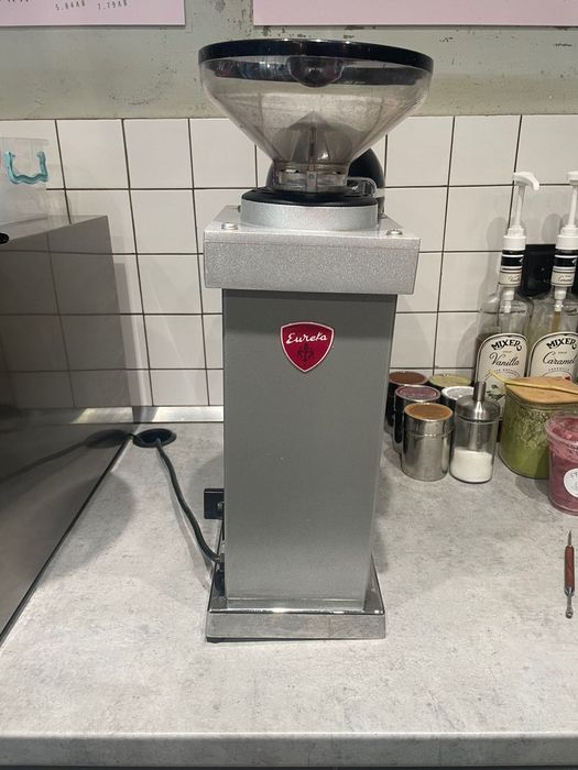 Eureka Mignon Професионална кафемелачка – 350€