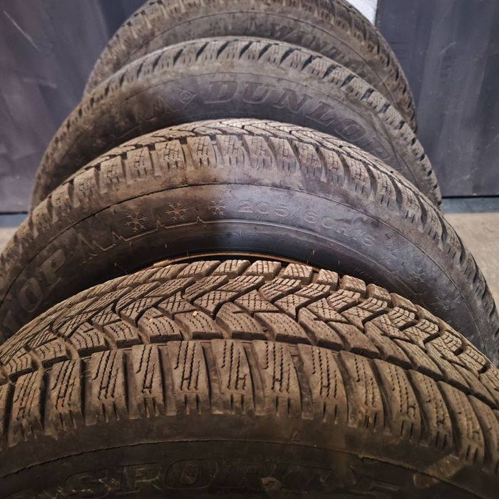 Зимни гуми с джанти 16 Dunlop