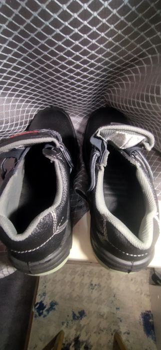 Рабочая обувь (Китай)