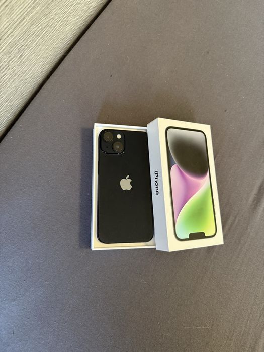 iPhone 14 midnight