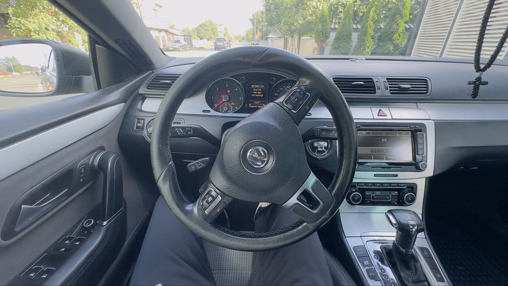 VOLKSWAGEN Passat CC 0 — imagine 5