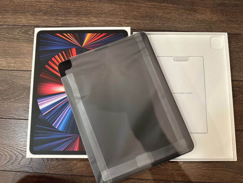 Apple iPad Pro 12.9 5th Gen
