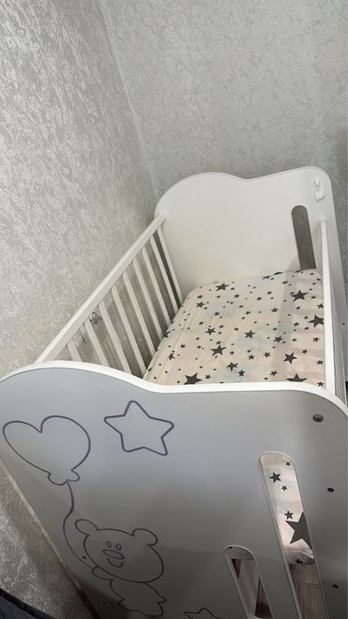 Кровать с маятником