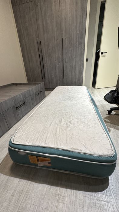 Кравать металлическая