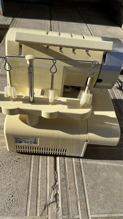 Продам оверлок