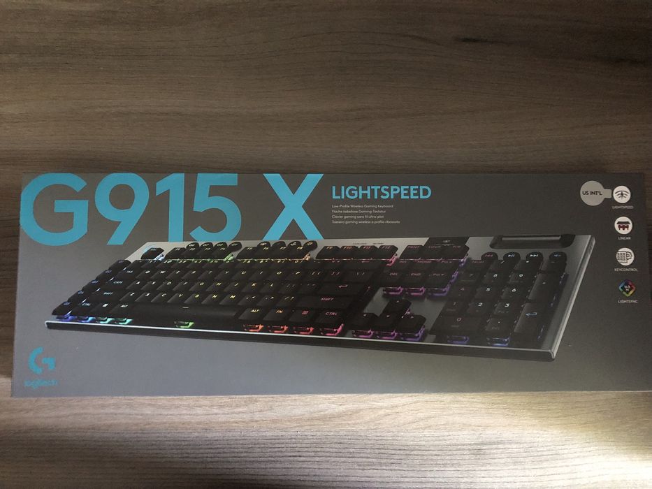 Logitech Astro A50 X Lightspeed - Black ; G915 X Lightspeed- Black