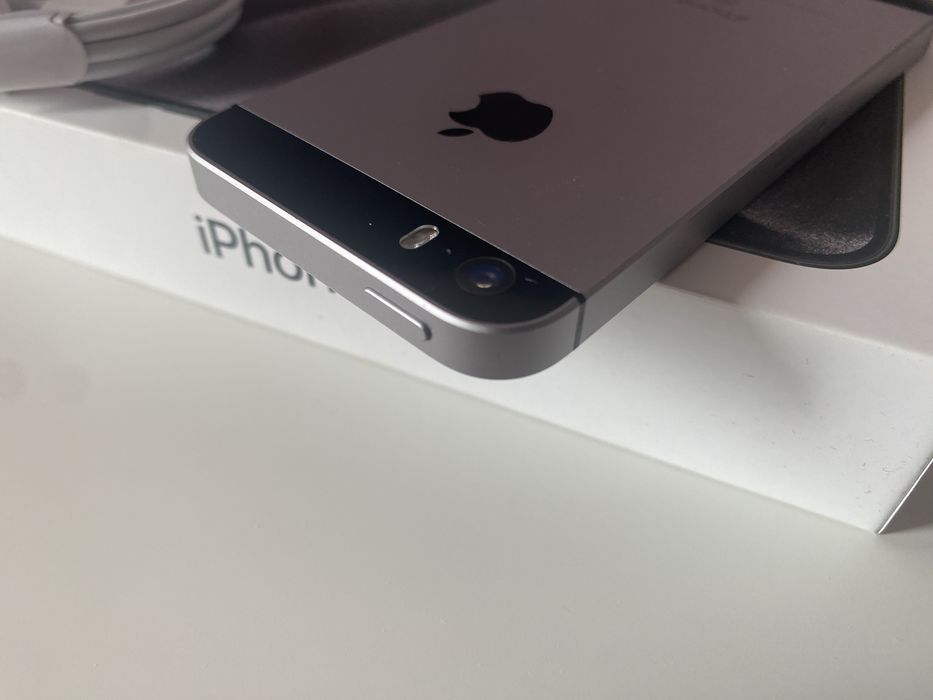 iPhone SE, gri, aspect 9/10, baterie 87%