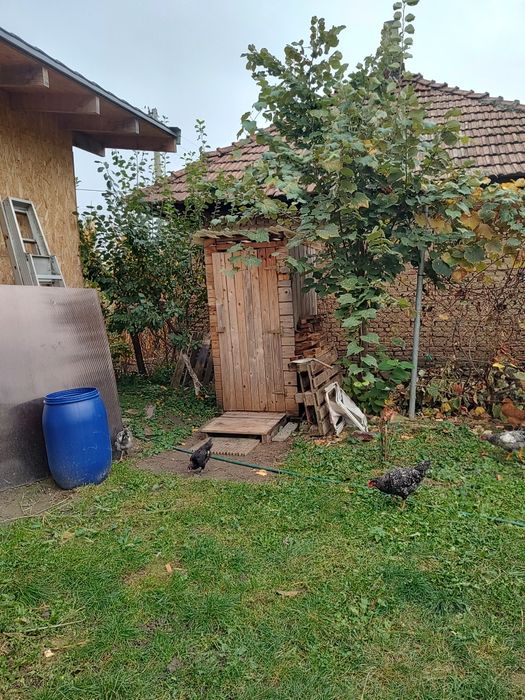 Vand casa in comuna Bujoreni sat Olteni.