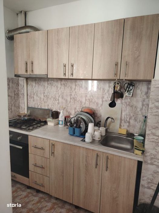 Garsoniera de vanzare, 31 mp, aer conditionat, etaj 1, zona Brazda lui