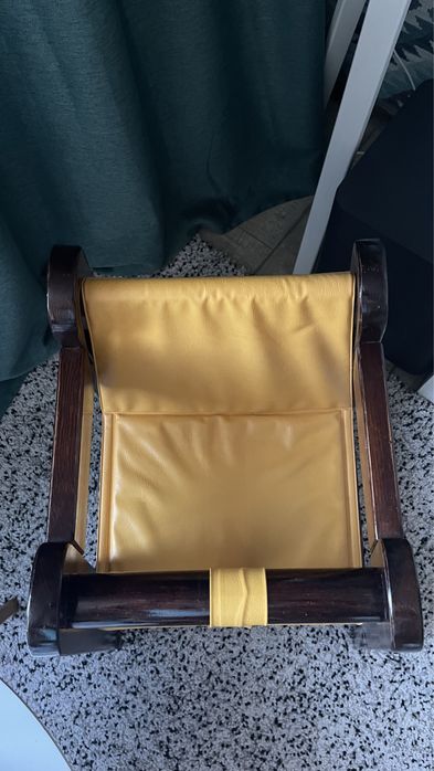 Детски дървен стол