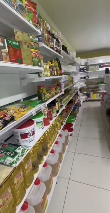 Стеллажи полки как новые