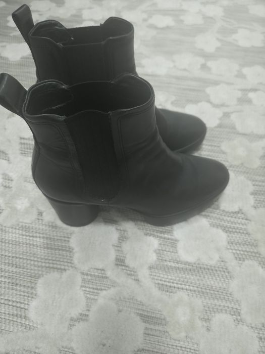 Botine Ecco Shape 75 marime 39