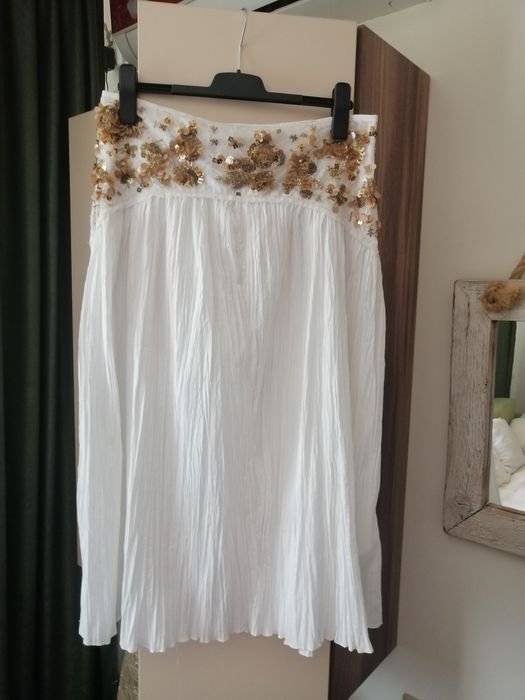 Fusta bijuterie Zara