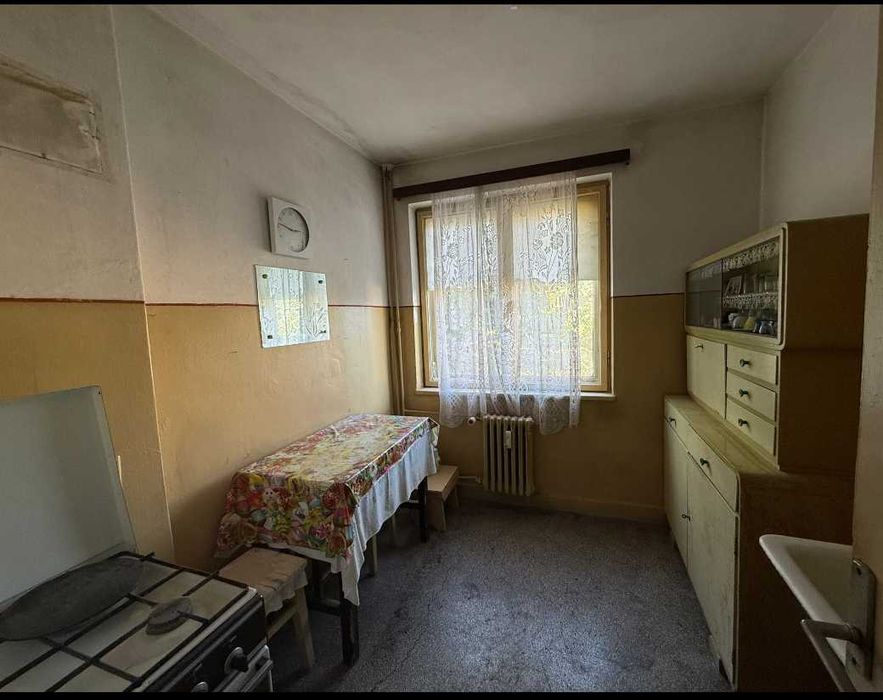 Vând apartament 2 camere zona cina