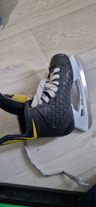 Продам коньки для мальчика