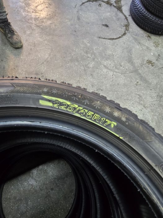 4x 225/45/17 M+S LASSA 2023 Stare excelentă