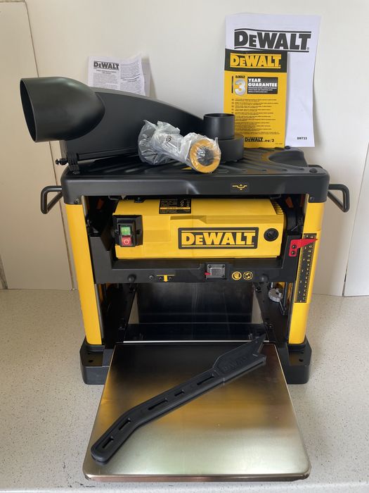 Dewalt DW733-QS, 1800W. Rindea Electrica / Masina de Rindeluit si Degrosat, Original Nou !